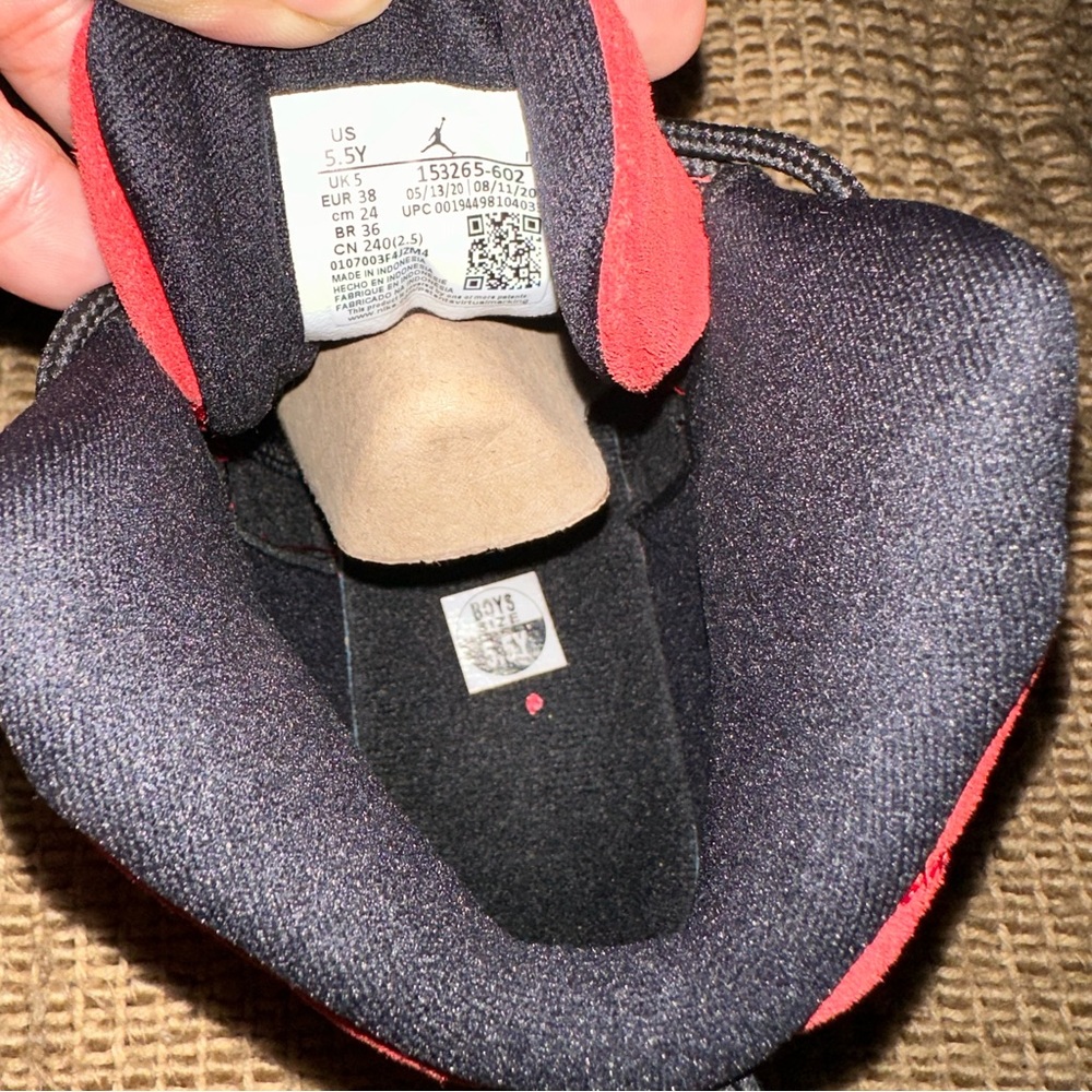 Jordan 12 Retro Reverse Flu Game - Picture 3 of 11